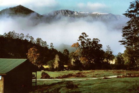 Mountain Valley Wilderness Holidays - Accommodation Rockhampton 0
