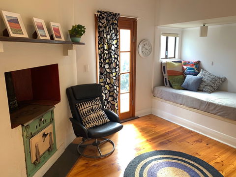 Outback Shack - Accommodation Rockhampton 2