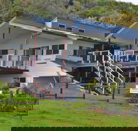 Point Plomer Holiday Cottages - Accommodation Rockhampton