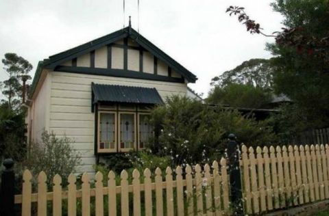 Tugin Cottage - Accommodation Rockhampton 0