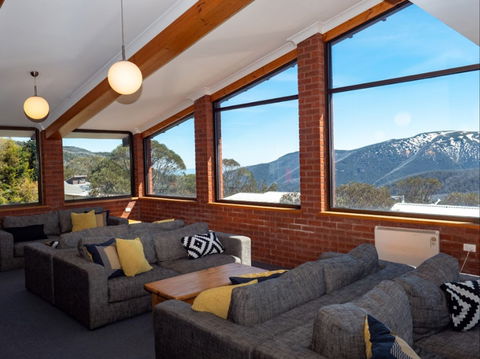 Viking Alpine Lodge - Accommodation Rockhampton 0