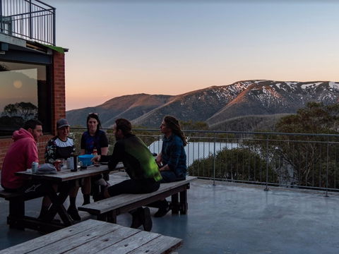 Viking Alpine Lodge - Accommodation Rockhampton 1