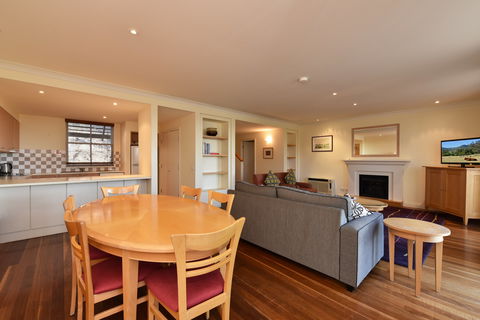 Villa Chambourcin - Accommodation Rockhampton 2