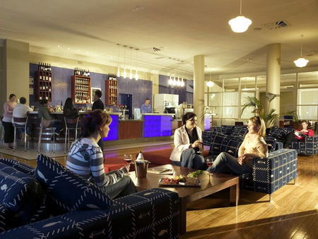 Mantra Lorne - Accommodation Rockhampton 2