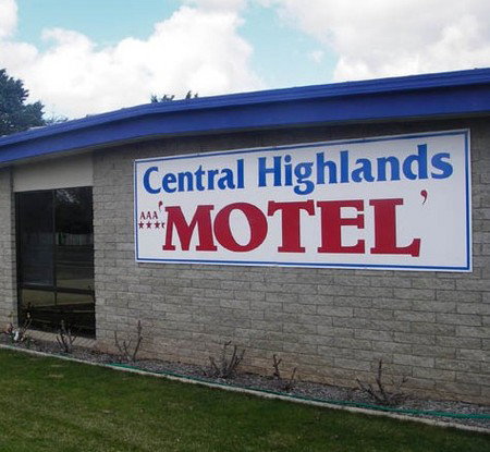 Central Highlands Motor Inn - Accommodation Rockhampton 0
