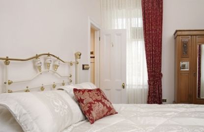 Forest Edge Country House - Accommodation Rockhampton 5