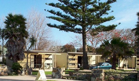 Lakes Ponderosa Holiday Park And Cabins - Accommodation Rockhampton 1