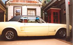 Cruzin The 50s 60s Bed And Breakfast - Accommodation Rockhampton 5