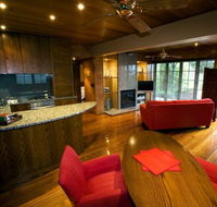 Hill of Content - Accommodation Rockhampton