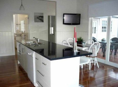 Calgary House & Cottage Accommodation - Accommodation Rockhampton 2