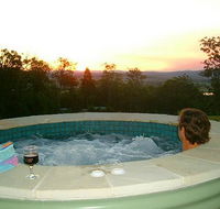 Wallaby Ridge Retreat - Accommodation Rockhampton