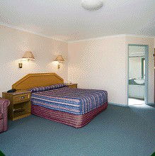 Thunderbird Motel - Accommodation Rockhampton 0