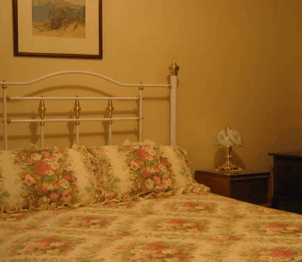 Ribbonwood Cottages - Accommodation Rockhampton 3