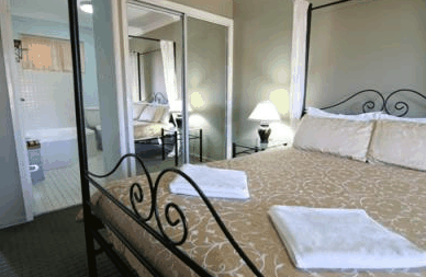 Ashby House Motor Inn - Accommodation Rockhampton 1