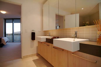Cairns Luxury Apartments, Harbourlights Complex - Accommodation Rockhampton 9