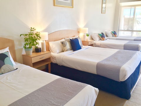 COAST Motel And Apartments - Accommodation Rockhampton 4