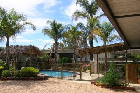Glossop Motel - Accommodation Rockhampton 2