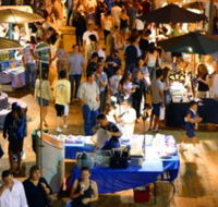 Surfers Paradise Beachfront Markets - Accommodation Rockhampton