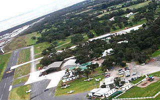Commando Skydivers - Accommodation Rockhampton 0