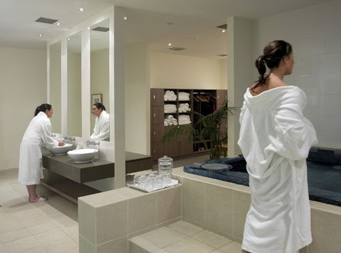 The Golden Door Spa & Health Club At Mirage Resort - Accommodation Rockhampton 1