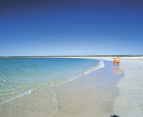 Gnaraloo - Accommodation Rockhampton 0