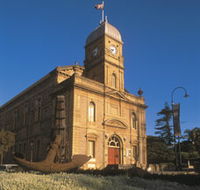 The Albany Town Hall - Accommodation Rockhampton