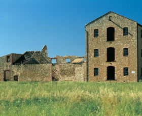Clinchs Mill - Accommodation Rockhampton 0