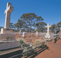 Old Pioneer Cemetery Coolgardie - Accommodation Rockhampton