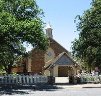 St George Church and Cemetery Tours - Accommodation Rockhampton