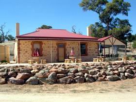 Uleybury Wines - Accommodation Rockhampton 0