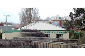 Richmond Maze And Tea Rooms - Accommodation Rockhampton 0