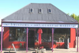 3 Windows Gallery - Accommodation Rockhampton 0