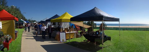 Broadbeach Beachfront Markets - Accommodation Rockhampton 7