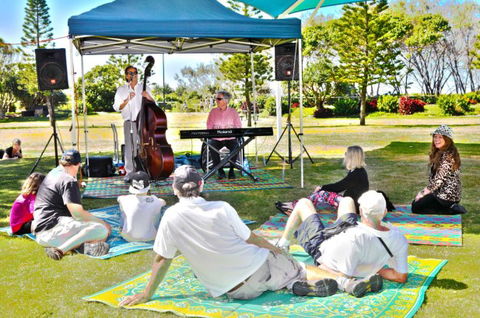 Broadbeach Beachfront Markets - Accommodation Rockhampton 8