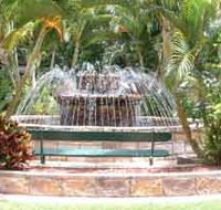 Bauer and Wiles Memorial Fountain - Accommodation Rockhampton