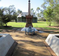Mitchell War Memorial - Accommodation Rockhampton