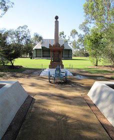Mitchell War Memorial - Accommodation Rockhampton 0
