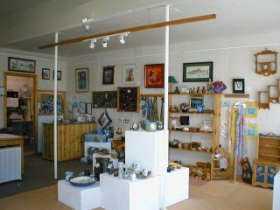 Great Alpine Gallery - Accommodation Rockhampton 0