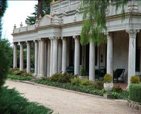 Beleura - The House & Garden - Accommodation Rockhampton 0