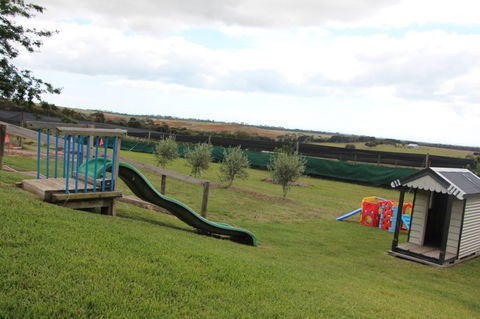Tuckerberry Hill - Accommodation Rockhampton 6
