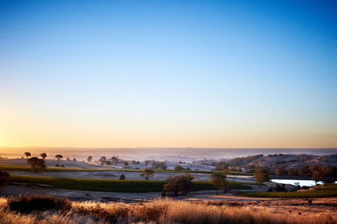 Fowles Wine - Accommodation Rockhampton 0