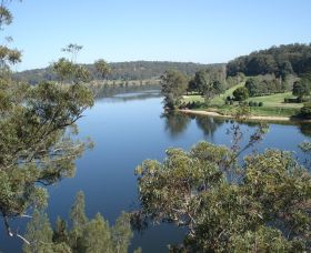 Hanging Rock Lookout - Accommodation Rockhampton 0