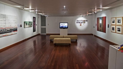 Shoalhaven City Arts Centre - Accommodation Rockhampton 2