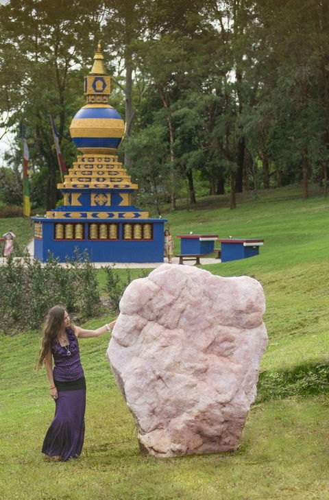 Crystal Castle & Shambhala Gardens - Accommodation Rockhampton 9