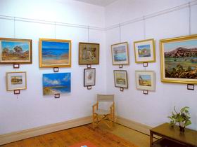 Ocean Art Gallery - Accommodation Rockhampton 1