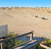 Walls of China viewing platform - Accommodation Rockhampton
