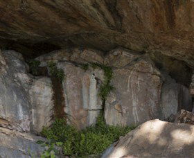 Nanguluwur Rock Art Site And Walk - Accommodation Rockhampton 1