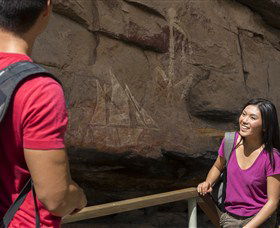Nanguluwur Rock Art Site And Walk - Accommodation Rockhampton 2