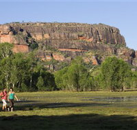 Sandstone and River Bushwalk - Accommodation Rockhampton