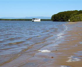Taylors Beach - Accommodation Rockhampton 1